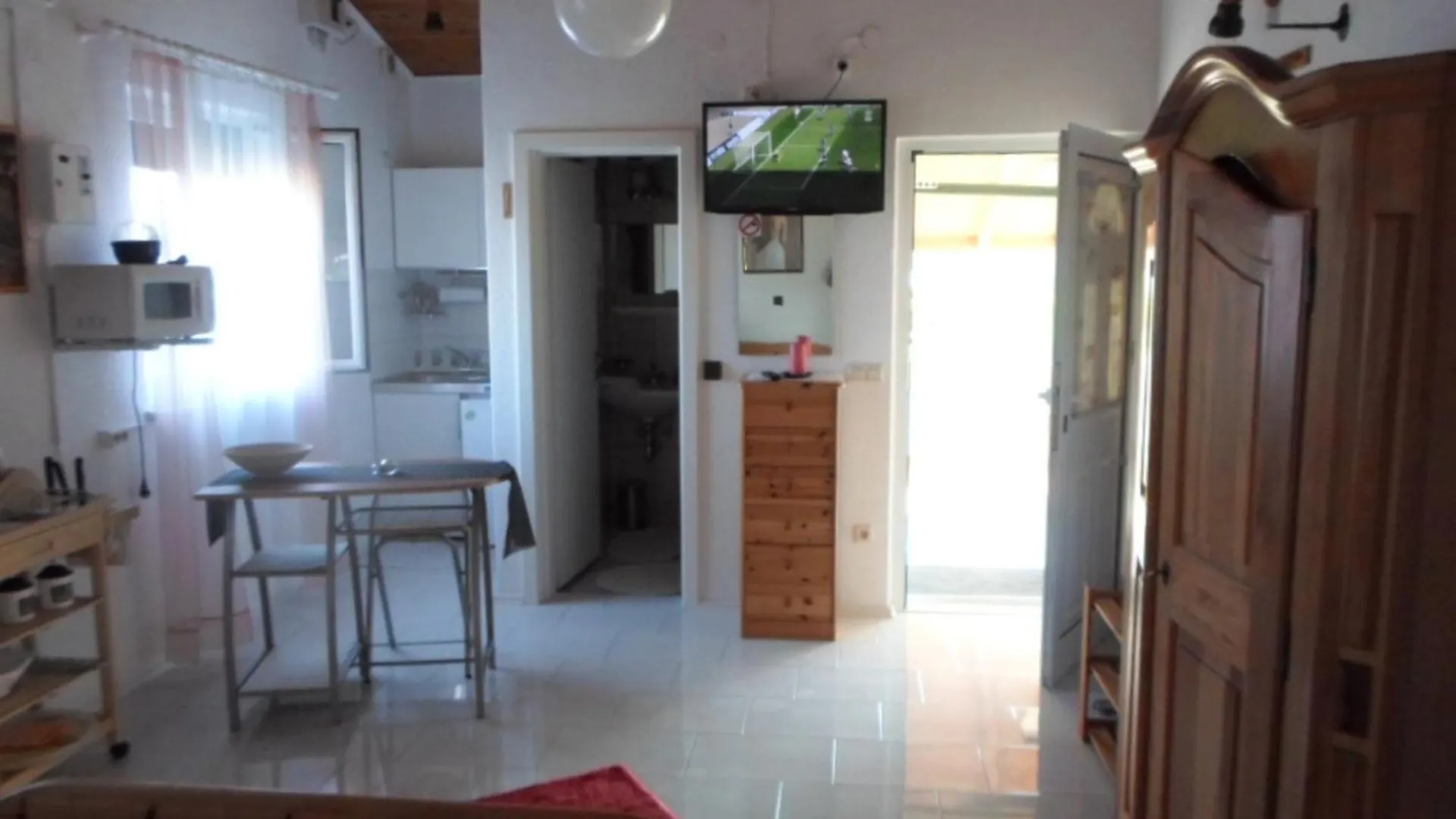 Kata Peaceful Apartment نين